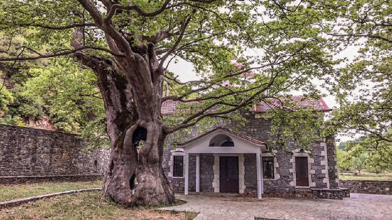 karyes-church-6a.jpg