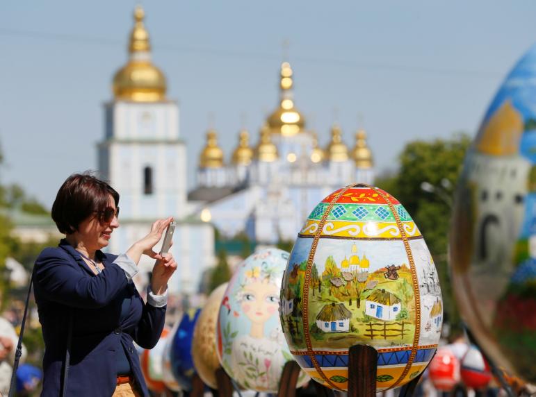 ukraine-easter-egg-on-holy-friday-2016.jpg